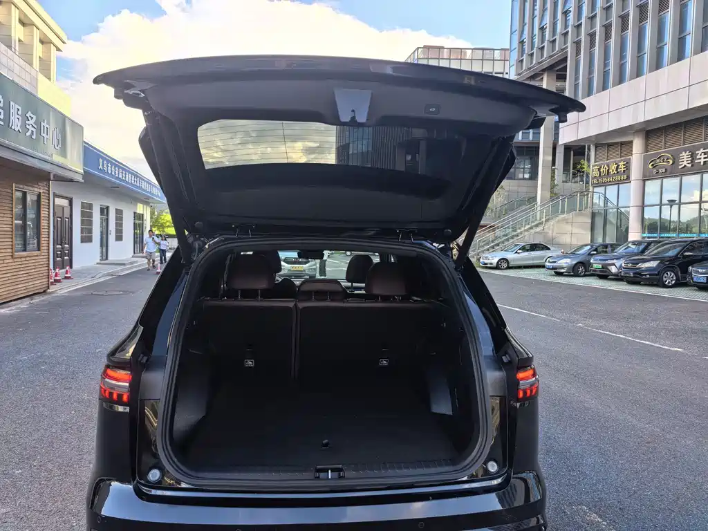 Geely Xingyue L — миниатюра 4