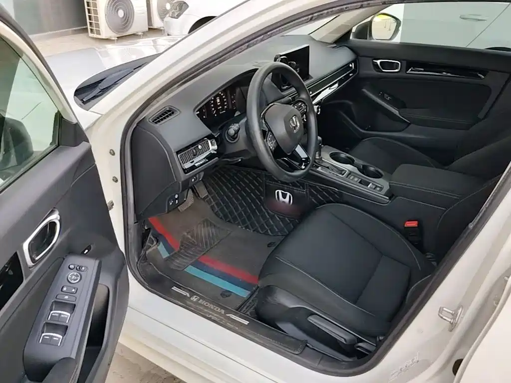 Honda Civic — миниатюра 16