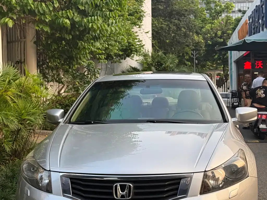 Honda Accord — миниатюра 2