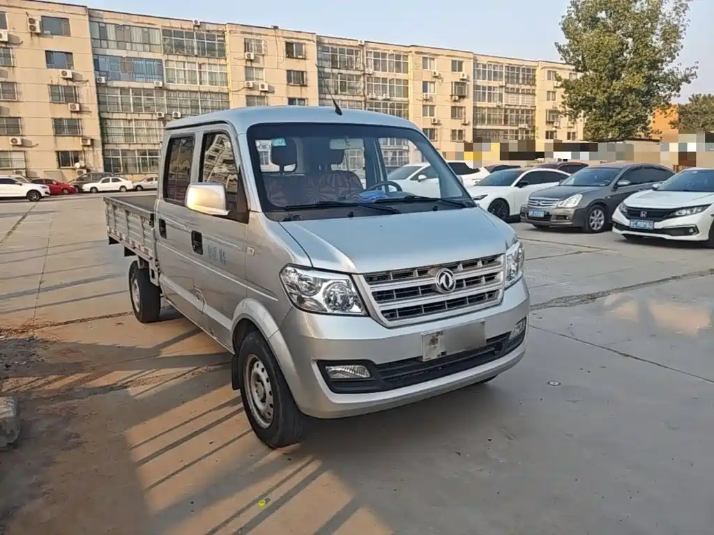 DFSK C32 — миниатюра 4