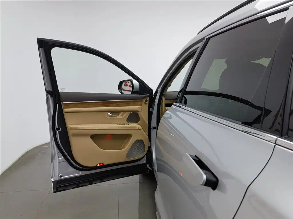 AITO ASK THE WORLD M7