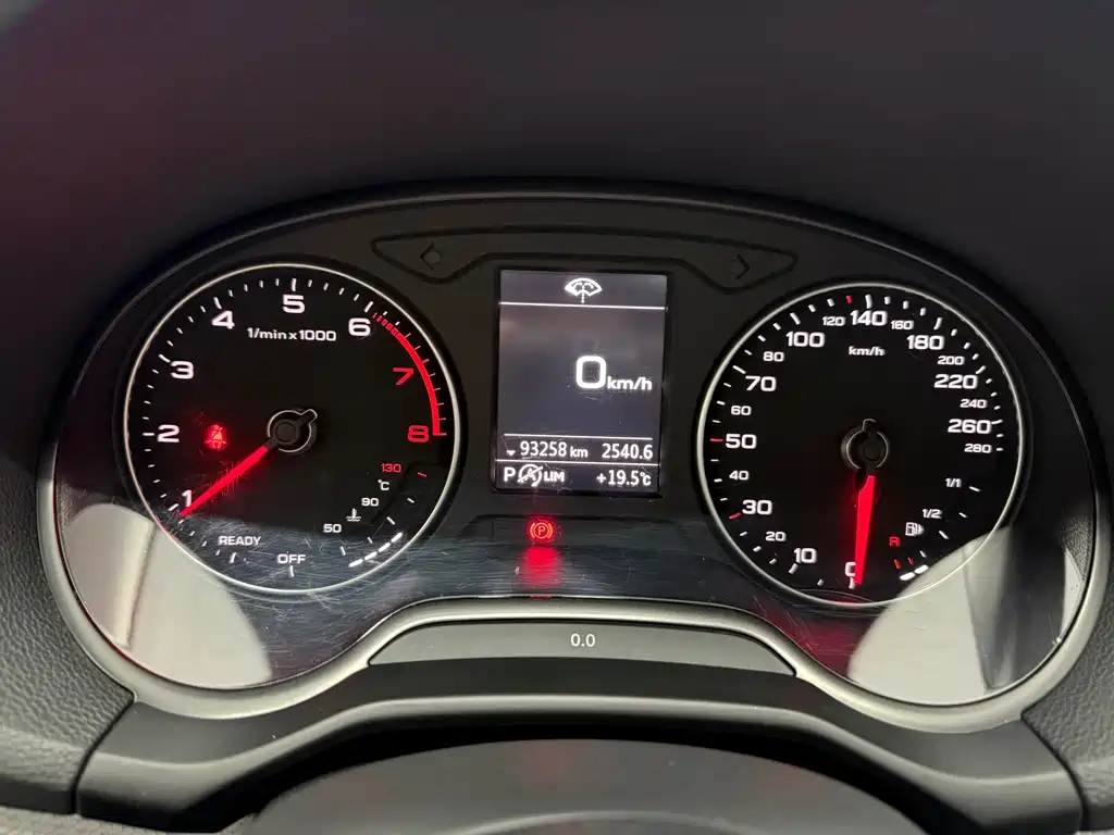 Audi Q2L — миниатюра 15