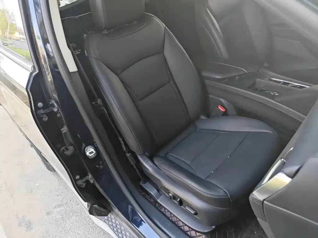 Buick Enclave — миниатюра 25
