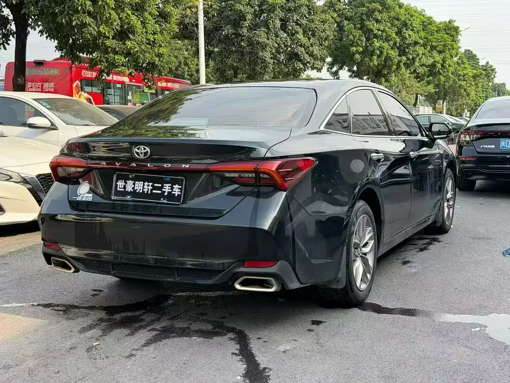 Toyota Avalon — миниатюра 7
