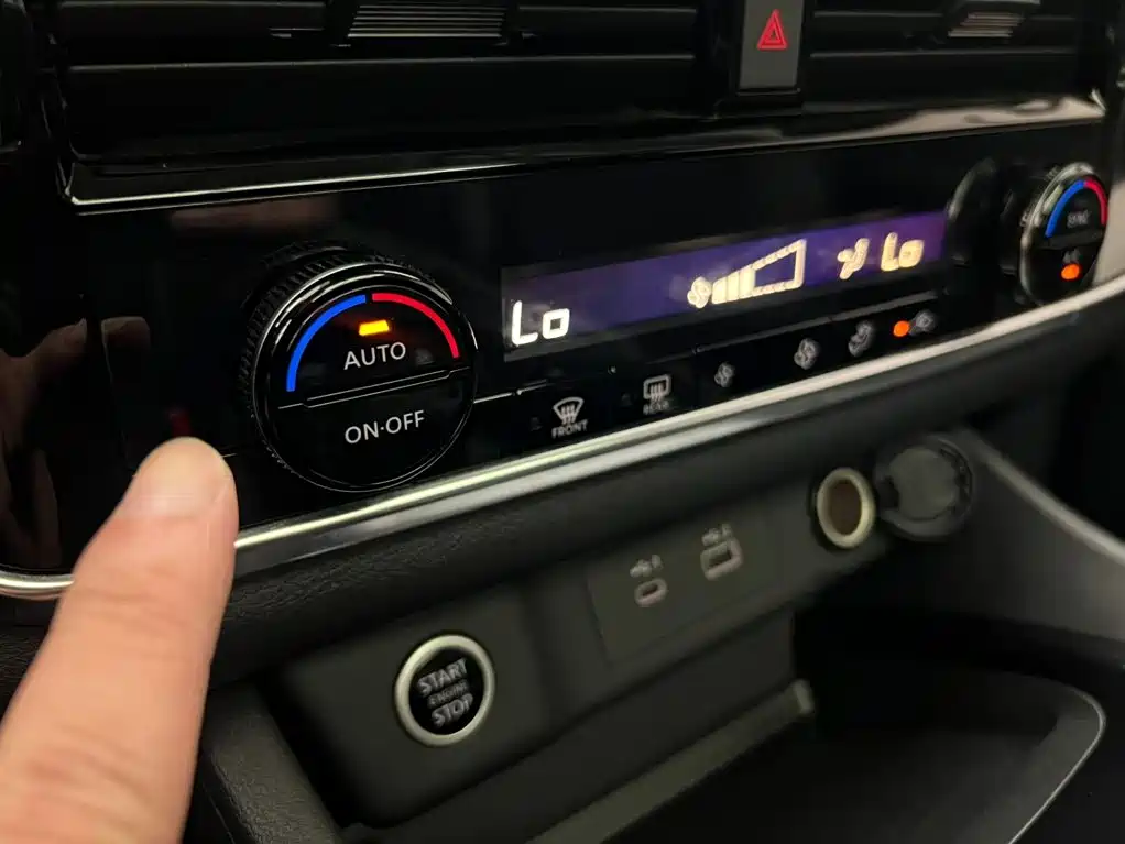 Nissan Qashqai — миниатюра 18