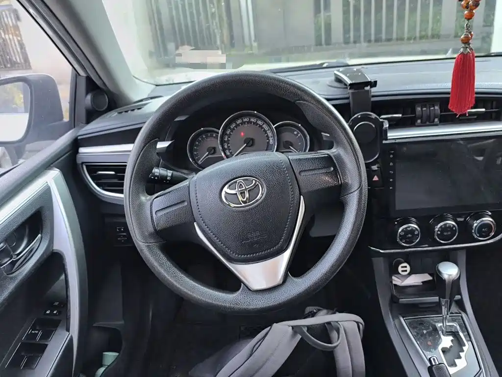 Toyota Corolla — миниатюра 11
