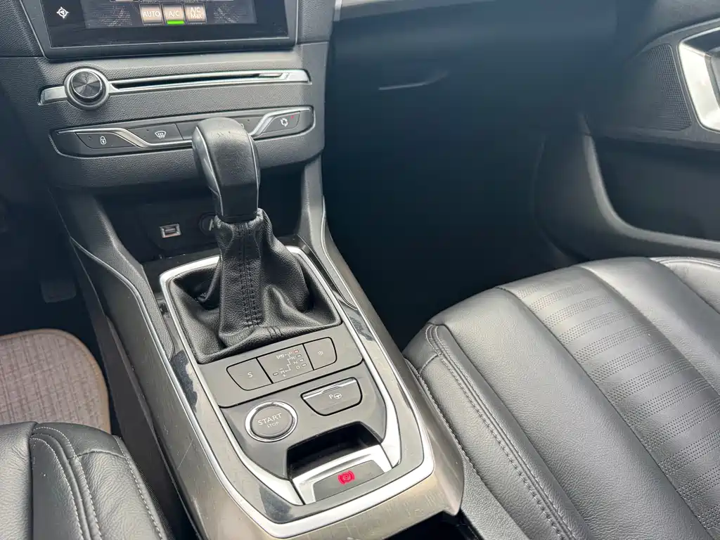 Peugeot 408 — миниатюра 14