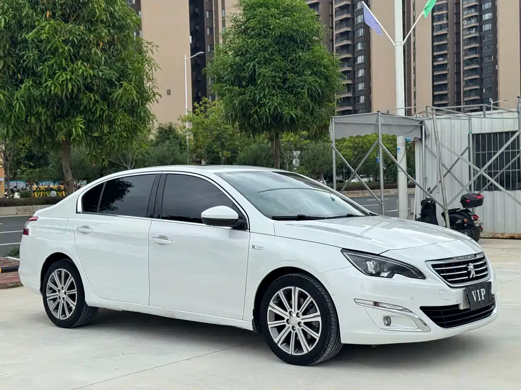 Peugeot 408 — миниатюра 5