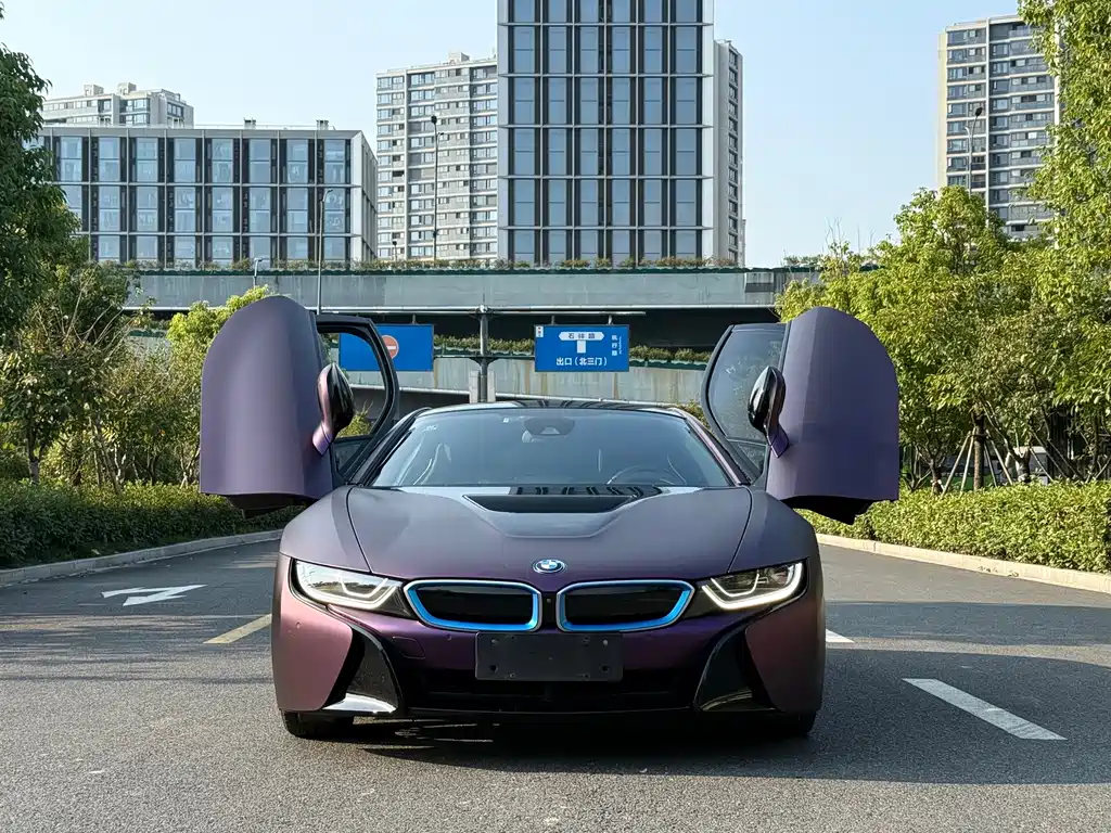 BMW i8 — миниатюра 2