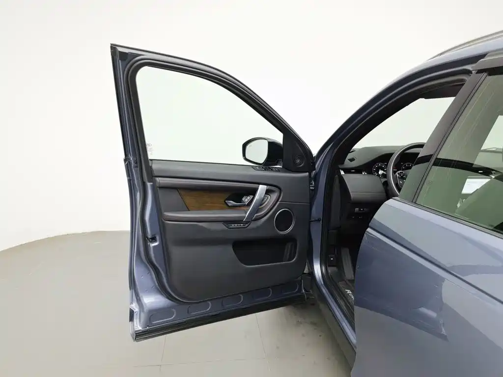Land Rover Discovery Sport — миниатюра 8