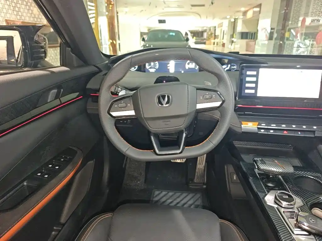 Changan UNI-V — миниатюра 11