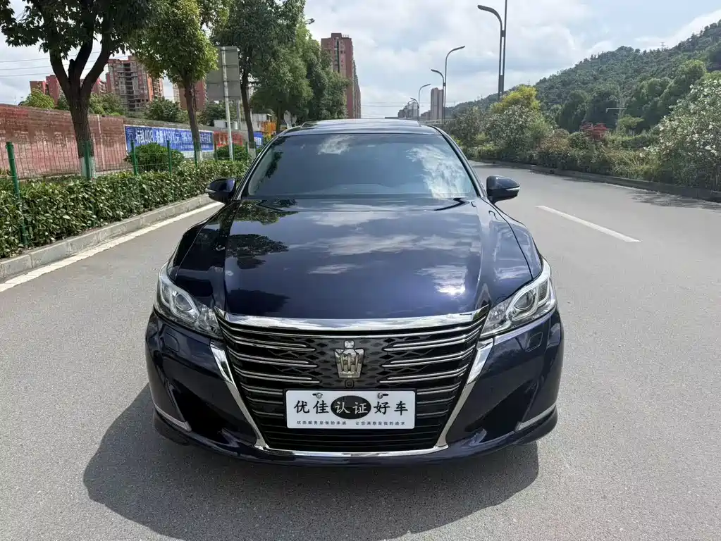 Toyota Crown 2018 2.0T Sport