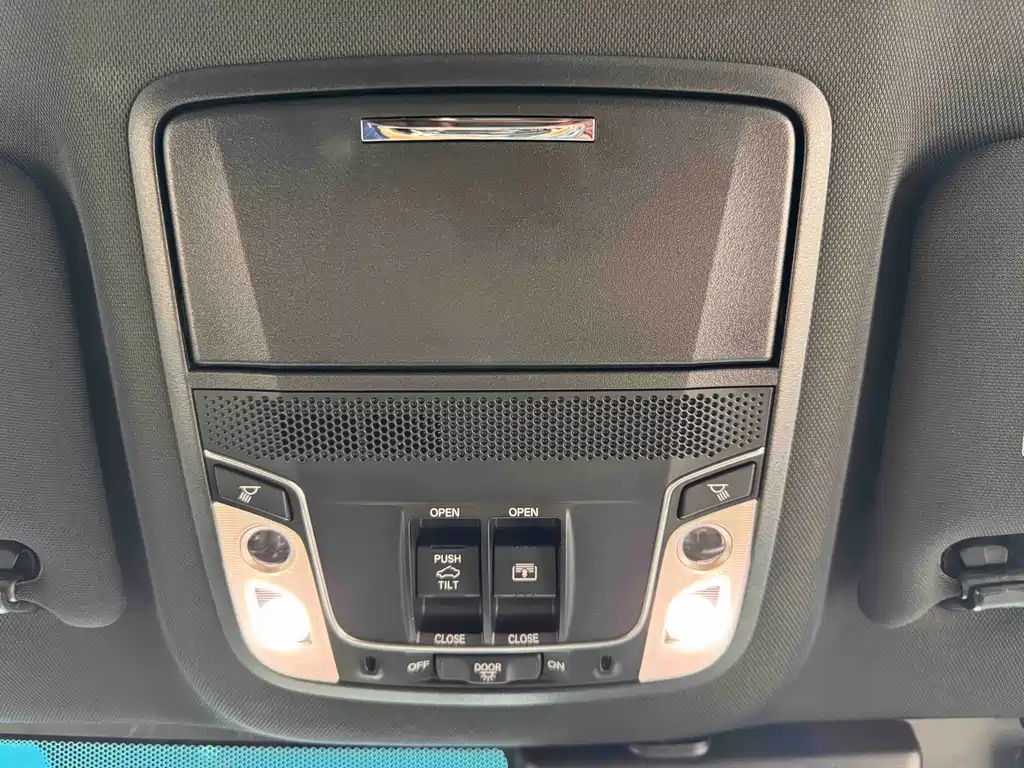 Honda Inspire Sharp Hybrid 2.0L Pure Elegant Edition, фото 22