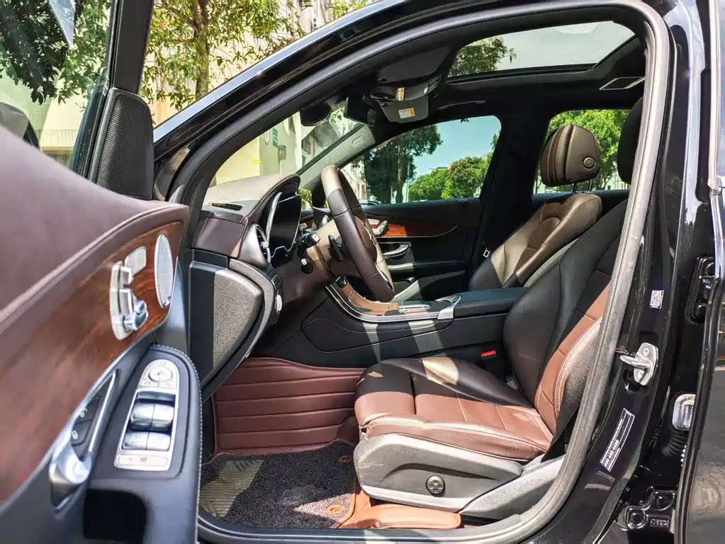 Mercedes-Benz GLC — миниатюра 5