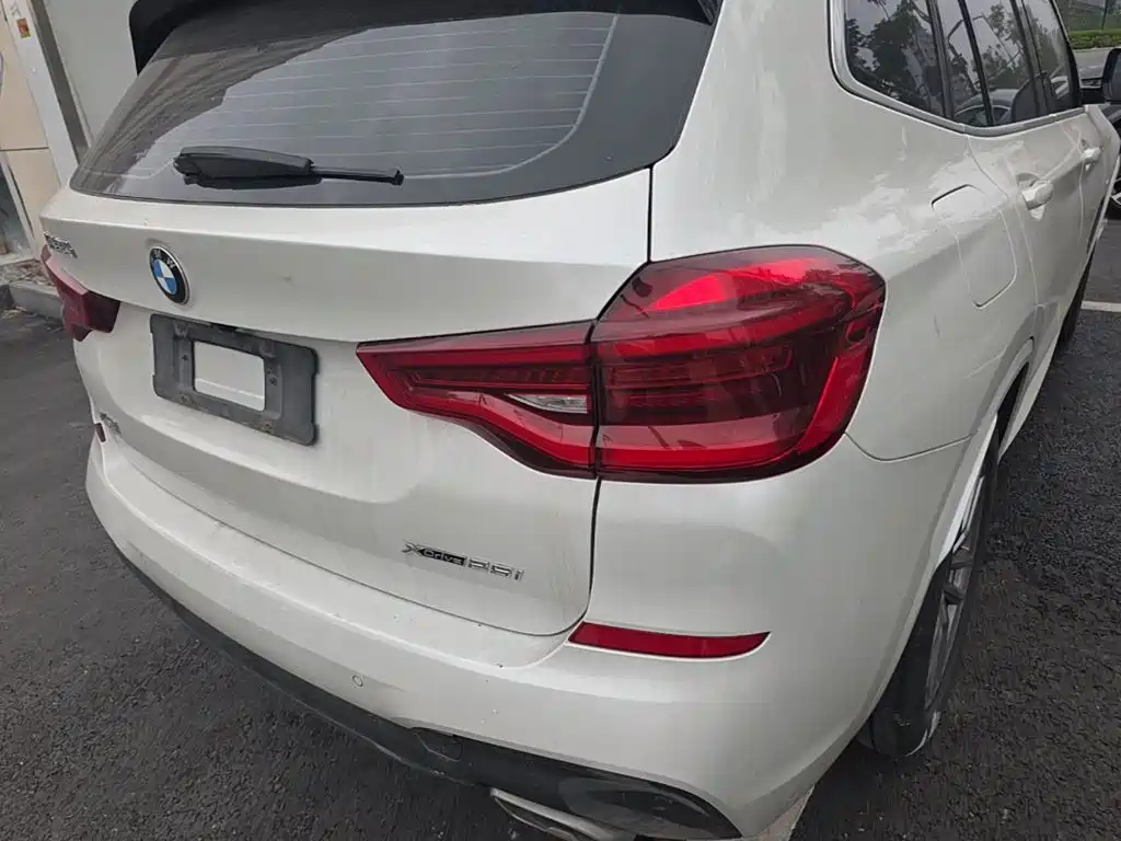 BMW X3 — миниатюра 8