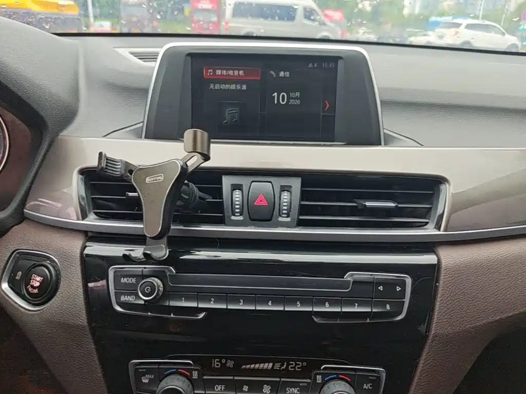 BMW X1 — миниатюра 13