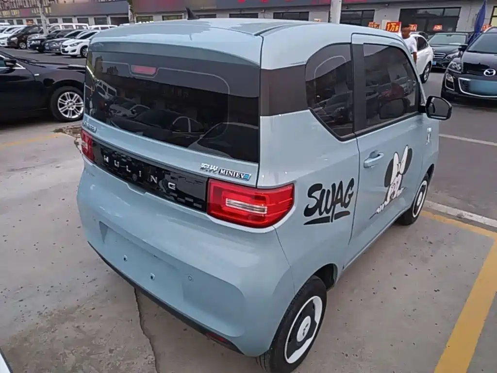Wuling MINIEV — миниатюра 7