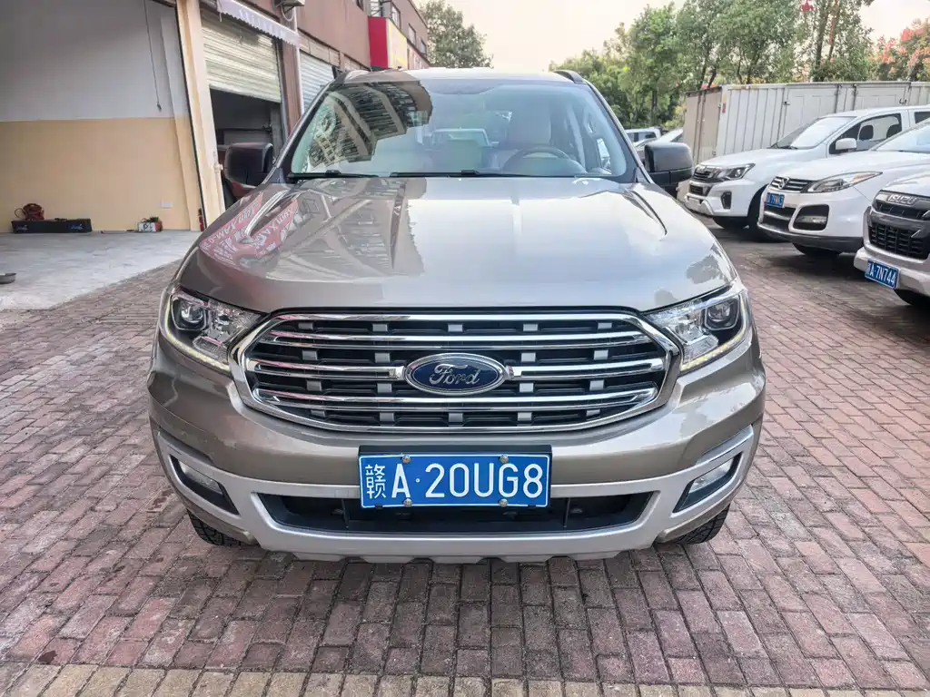 Ford Everest — миниатюра 2