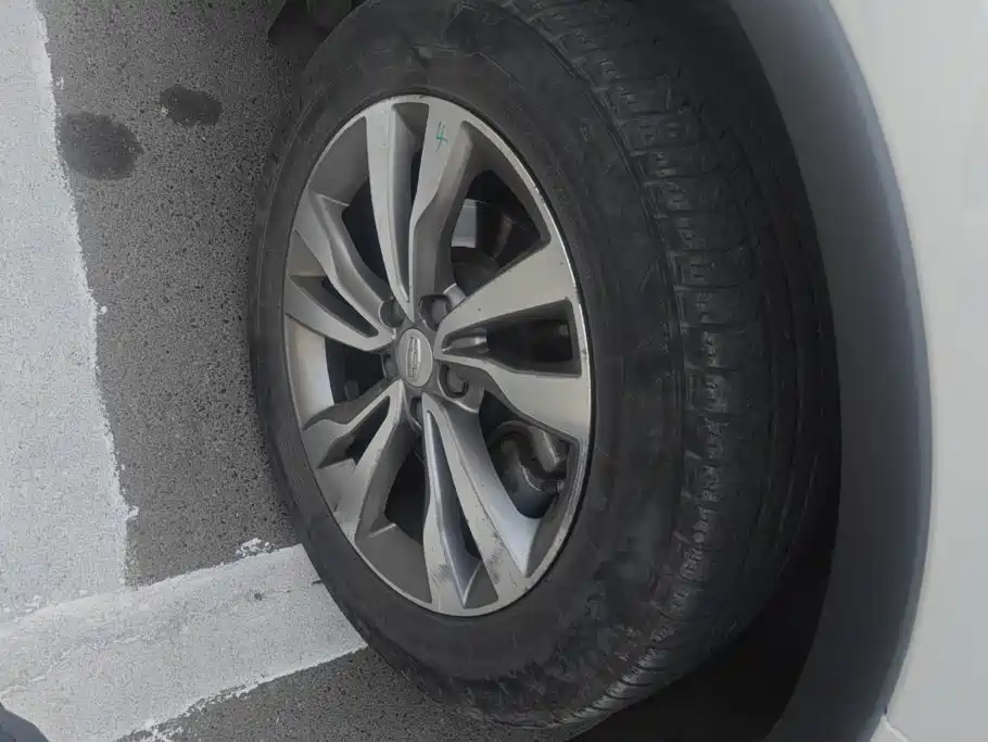 Geely Boyue — миниатюра 6