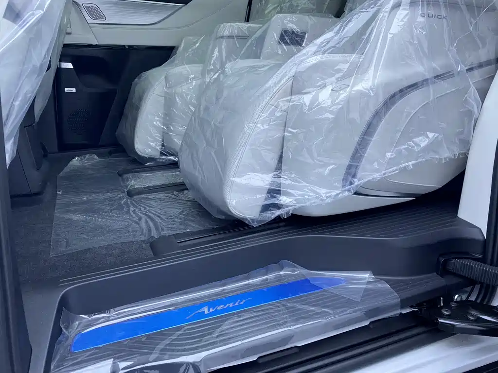 BUICK GL8 NEW ENERGY