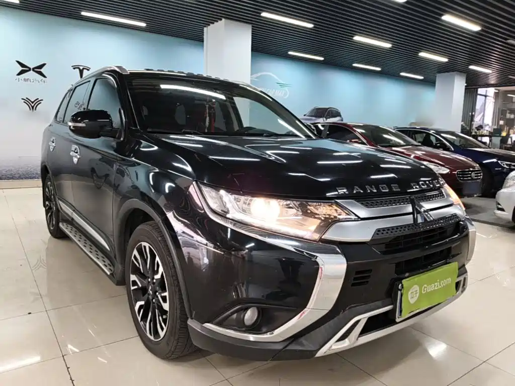 Mitsubishi Outlander — миниатюра 4