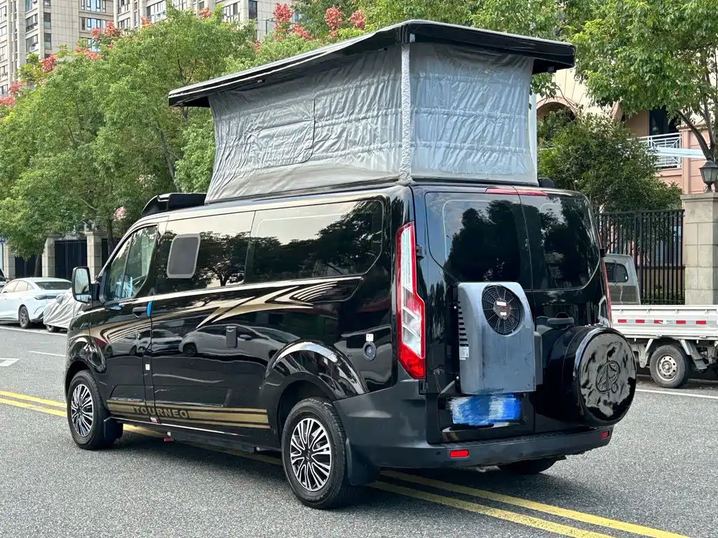 Ford Transit — миниатюра 4