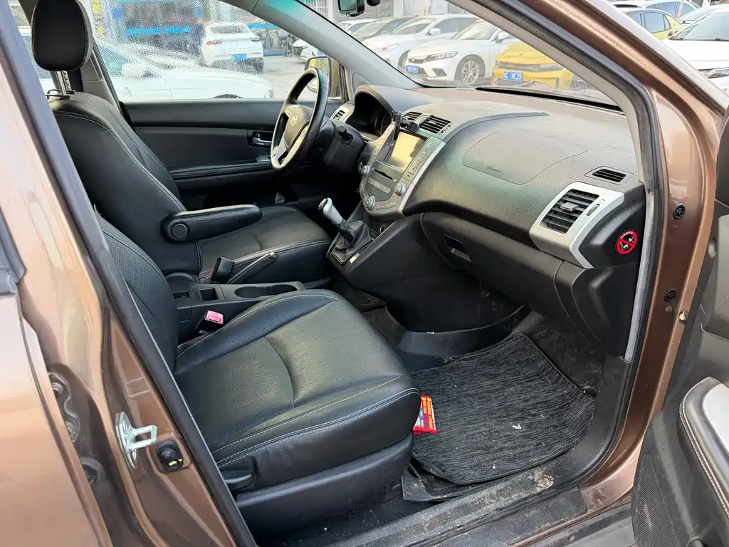 BYD S6 — миниатюра 6