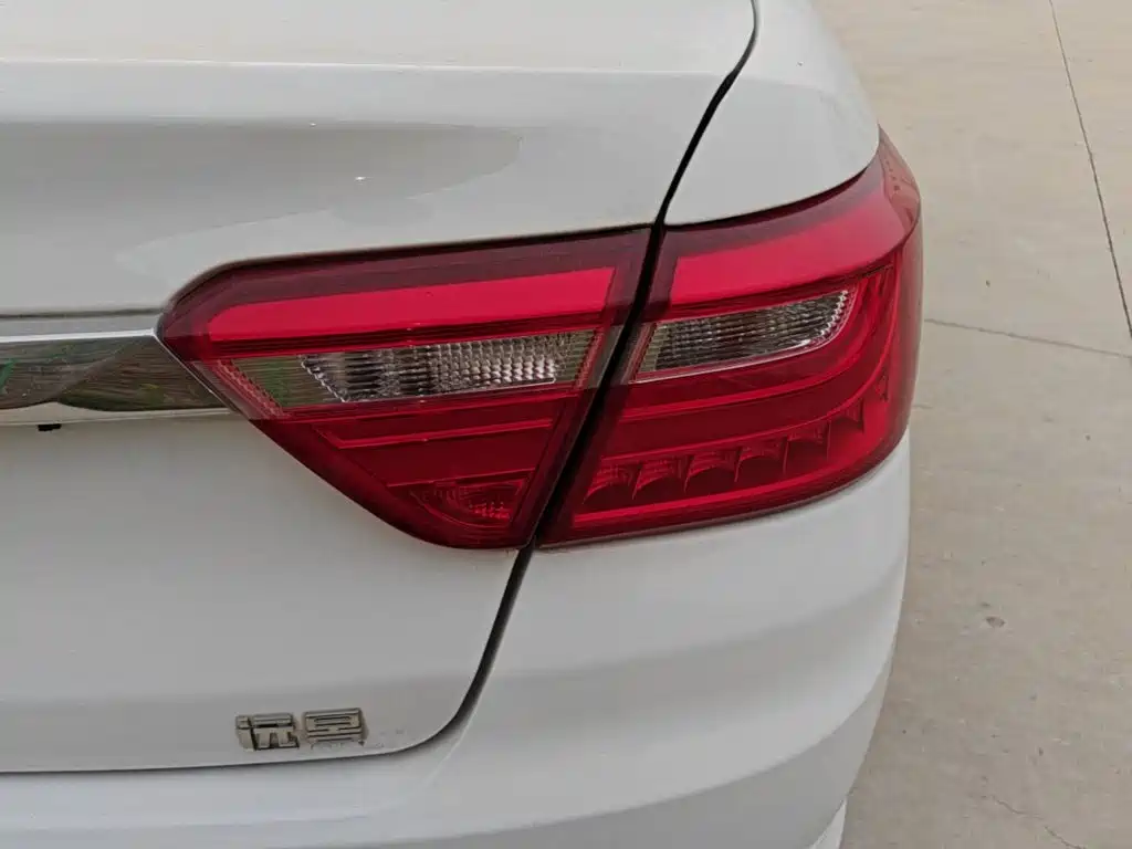 Geely Vision — миниатюра 8