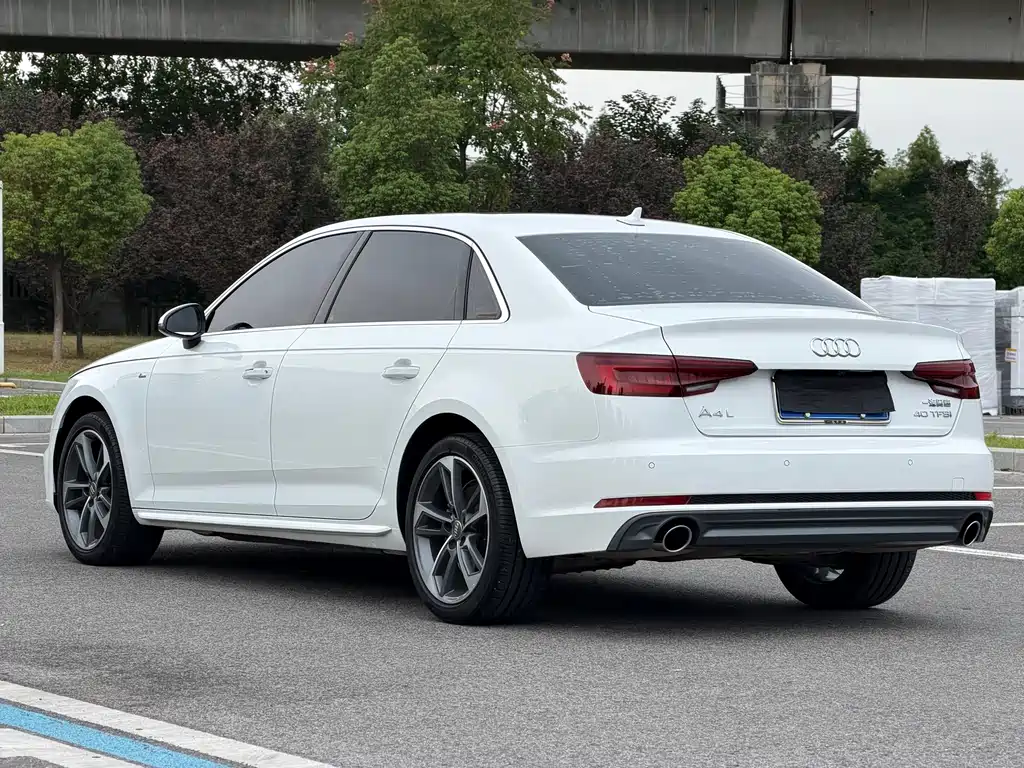 Audi A4L — миниатюра 3