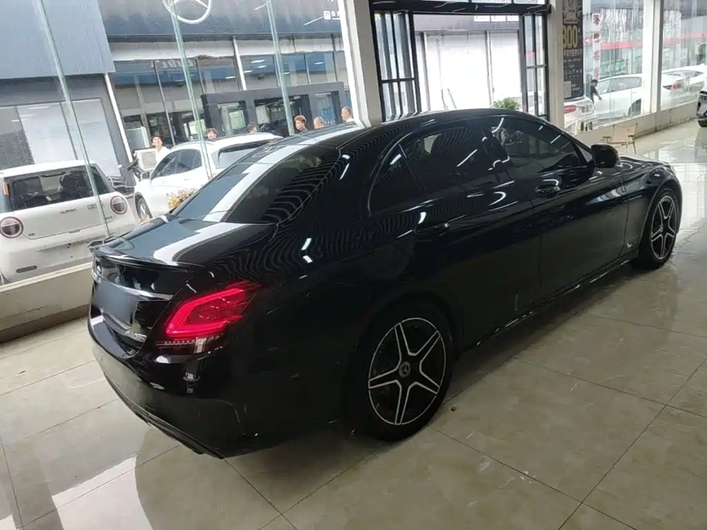 Mercedes-Benz C-Class — миниатюра 7