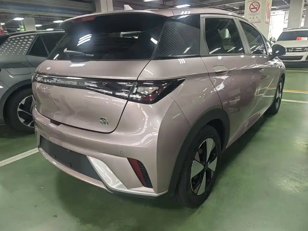 BYD Dolphin — миниатюра 7