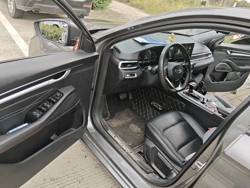 Geely Emgrand — миниатюра 12
