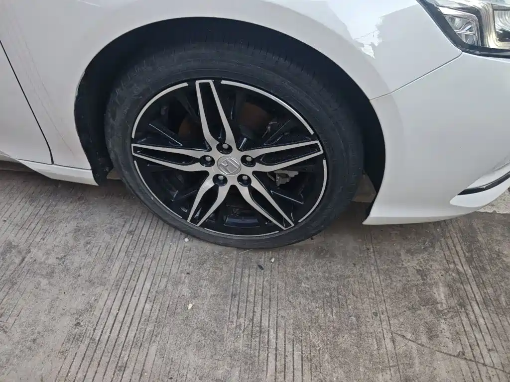 Honda Inspire — миниатюра 8