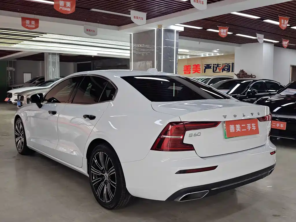 VOLVO S60 PLUG IN HYBRID