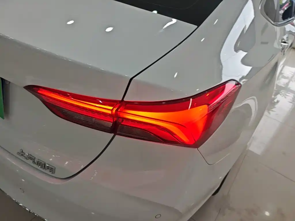 Buick Verano — миниатюра 8