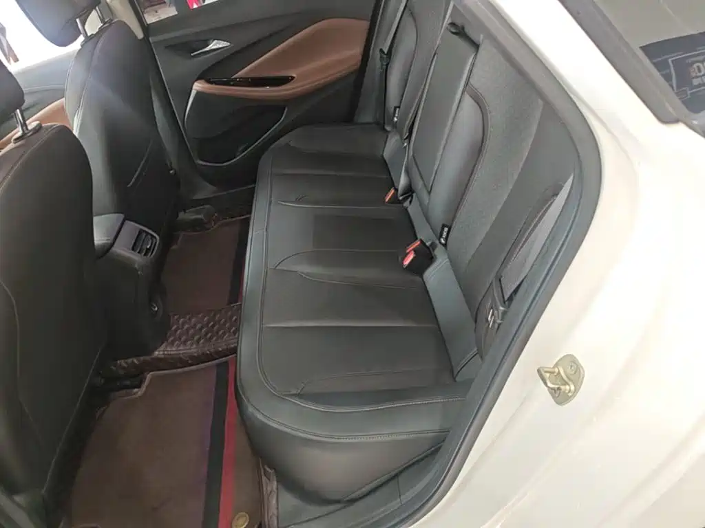 Buick Verano — миниатюра 17