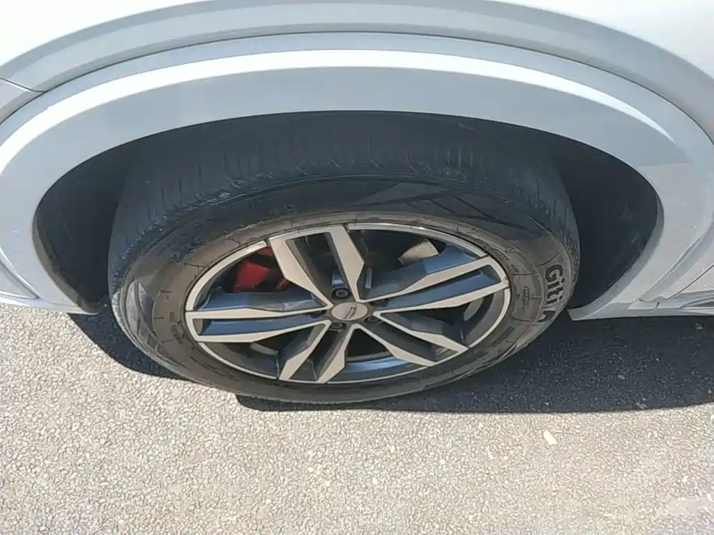 Geely Xingyue — миниатюра 23
