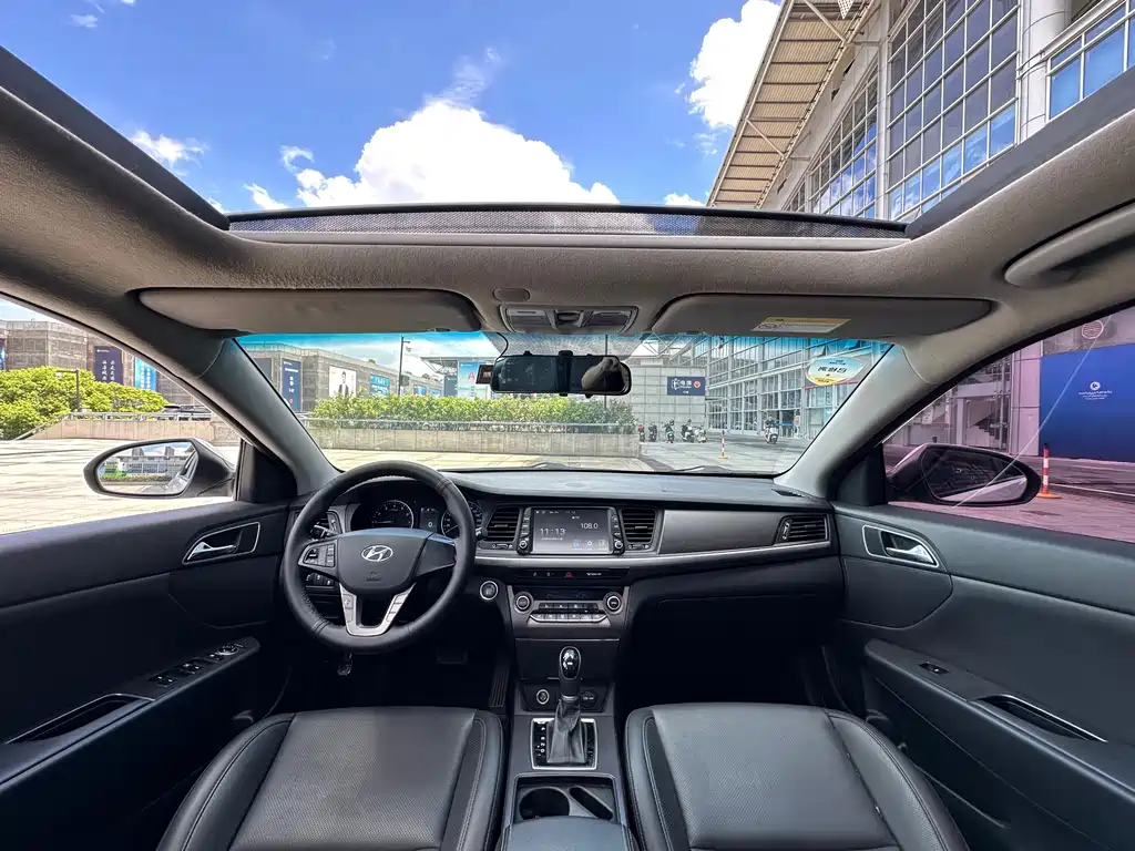 Hyundai Mistra — миниатюра 9