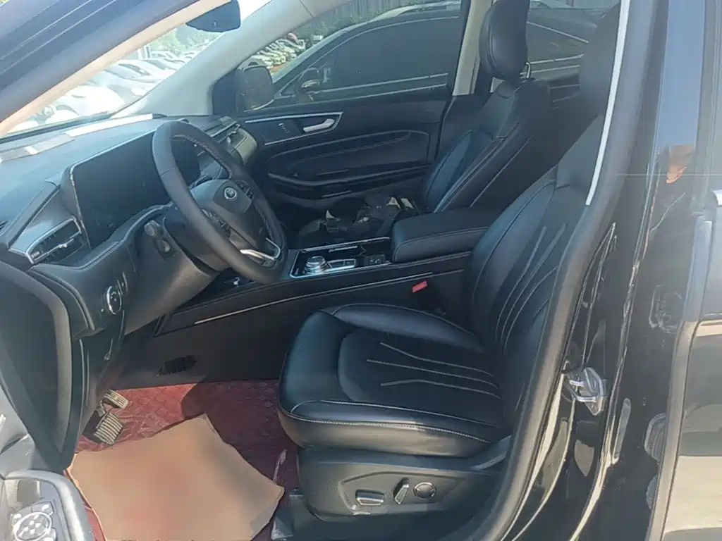 Ford Edge — миниатюра 15