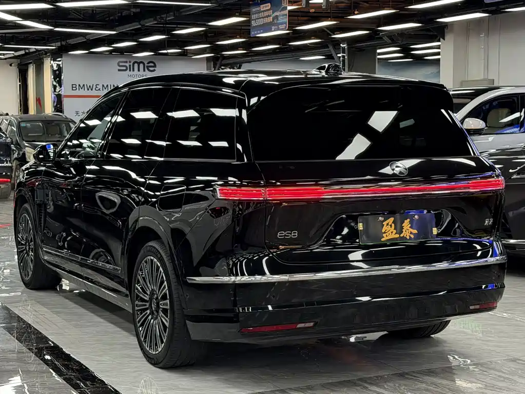 NIO ES8 — миниатюра 5