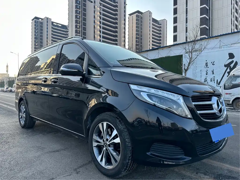 MERCEDES-BENZ V CLASS