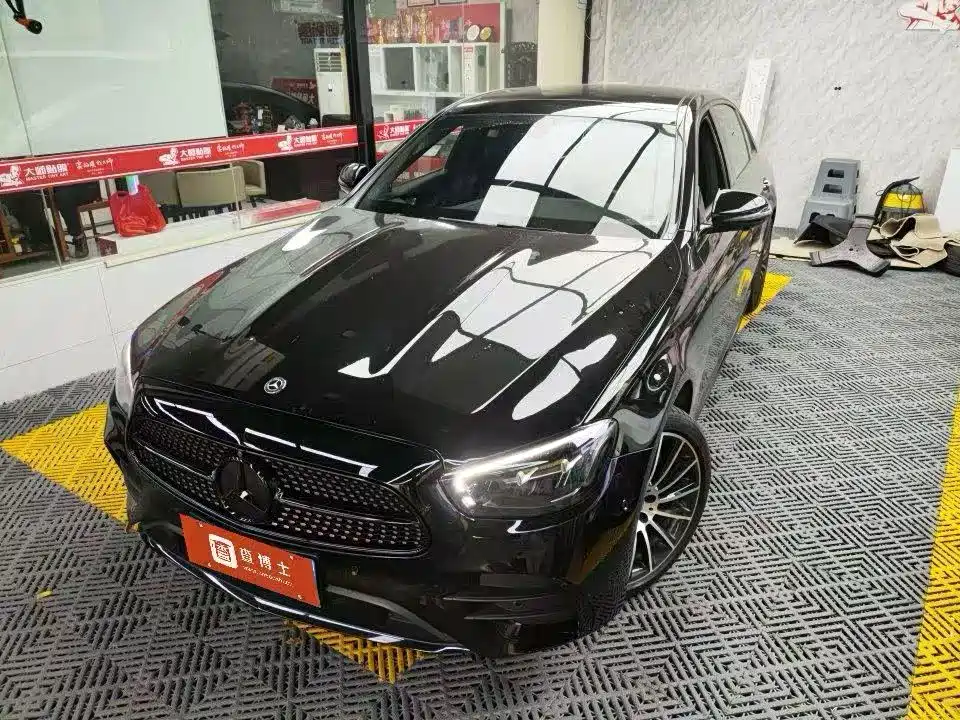 Mercedes-Benz E-Class 2021
