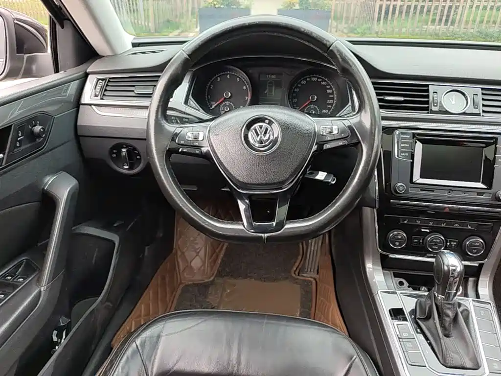 Volkswagen Passat — миниатюра 3