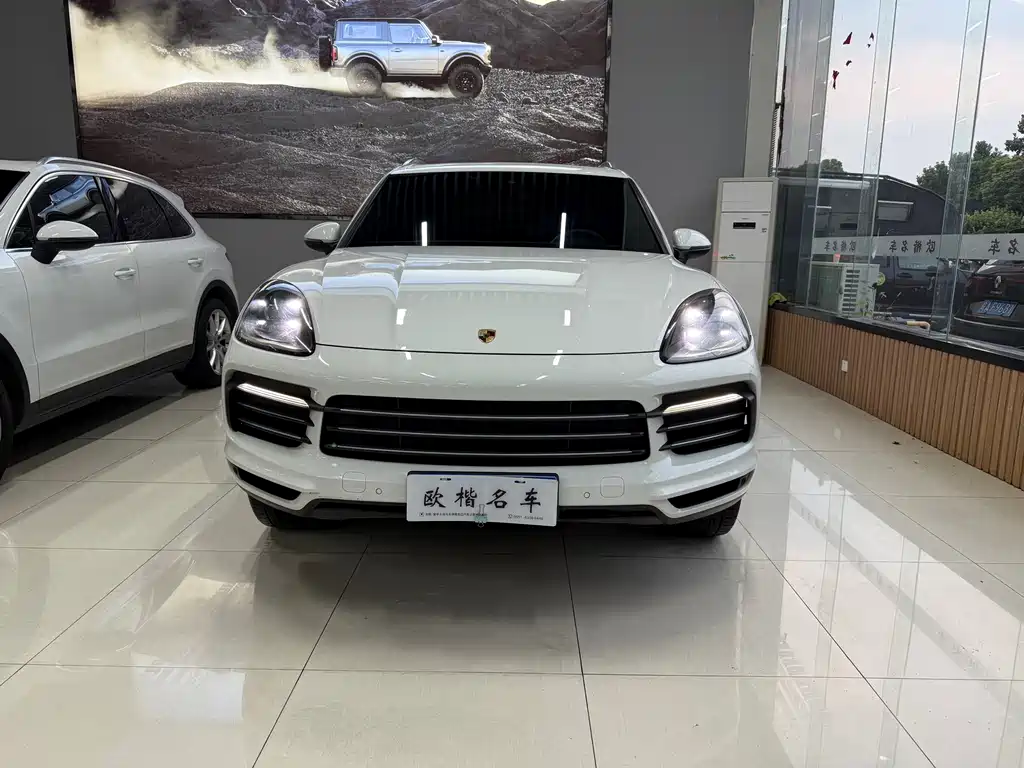 Porsche Cayenne — миниатюра 2