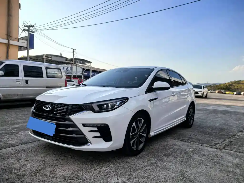 Chery Arrizo 5 PLUS