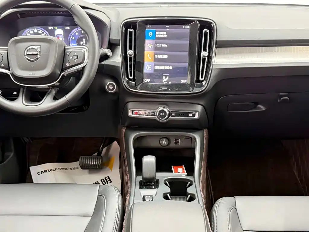 Volvo XC40 — миниатюра 25