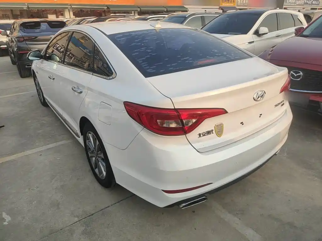 Hyundai Sonata — миниатюра 5
