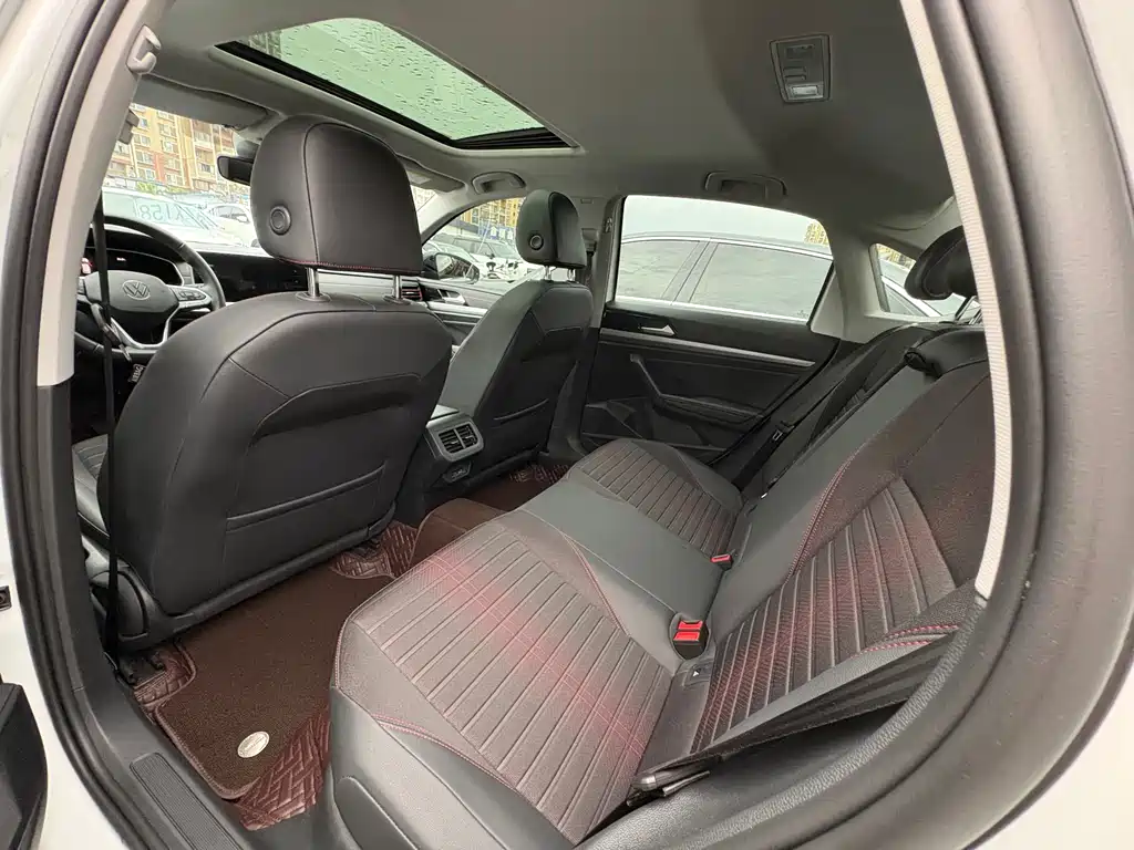 Volkswagen Lavida 2023 300TSI DSG