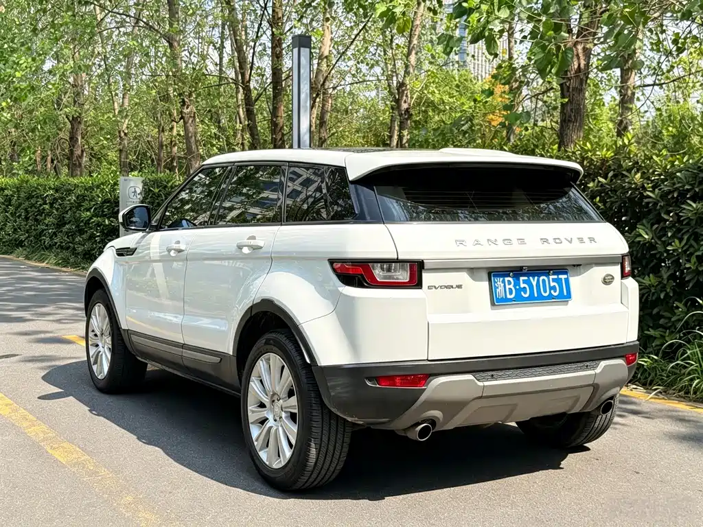 Land Rover Evoque — миниатюра 3