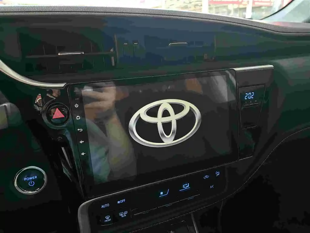Toyota Corolla — миниатюра 7